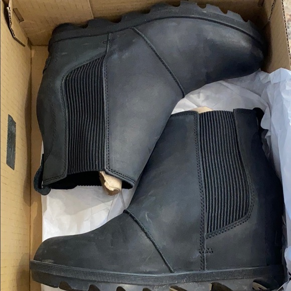 Sorel Shoes - Sorel wedge booties 8
